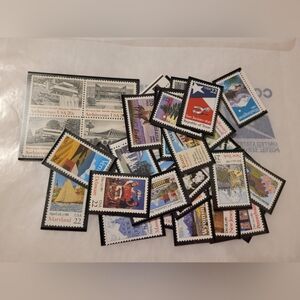 US Stamp Collection * 41 States Of U.S.A Stamps * 80s and 90s * Vintage * #8